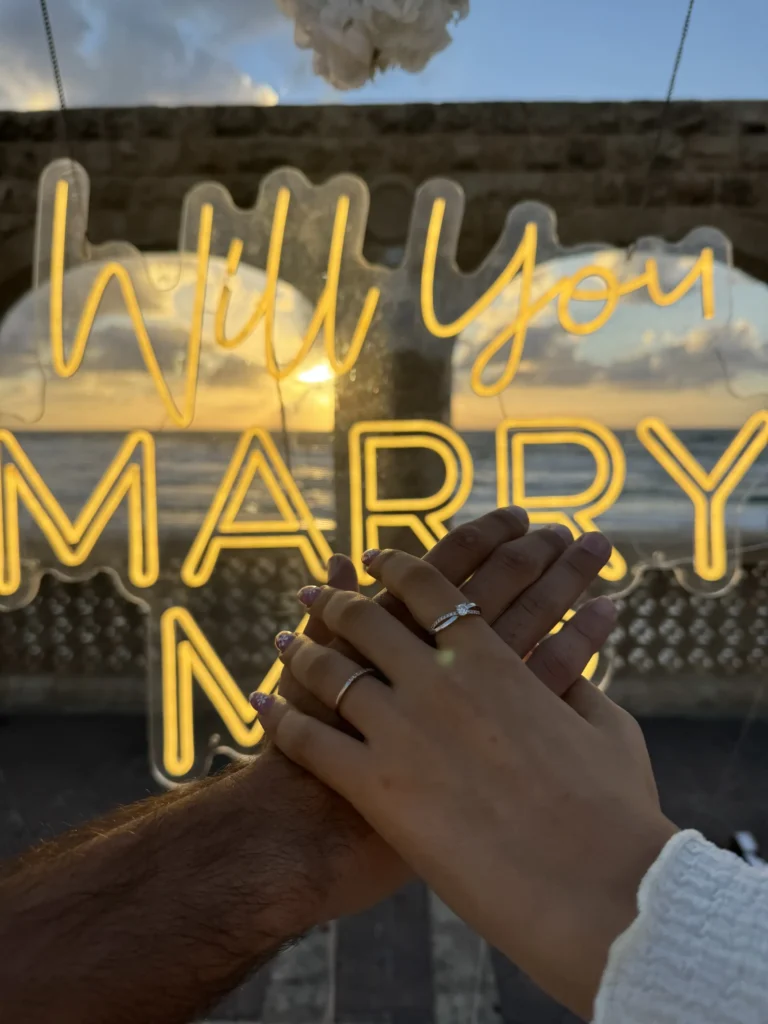 הצעת נישואין במסעדה